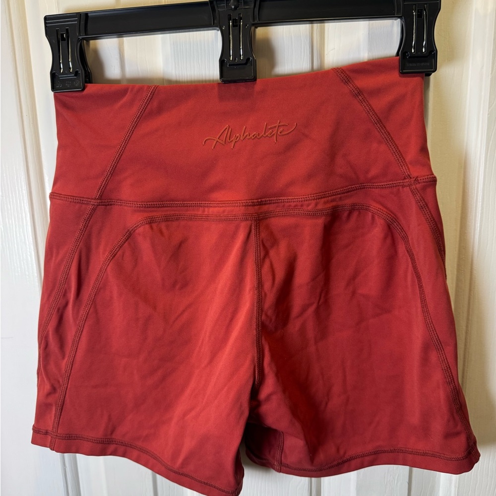 Alphalete Women's Athletic burnt Red Shorts